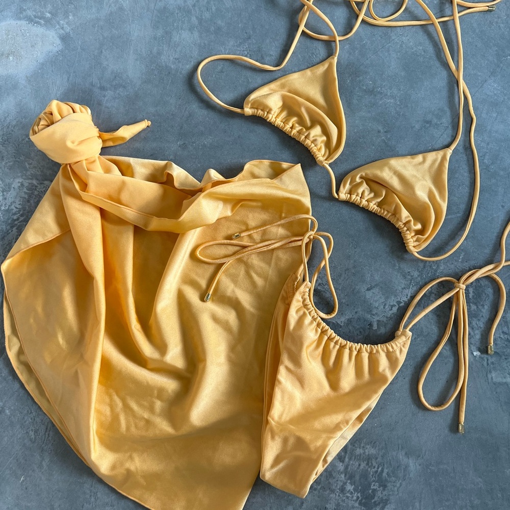 Yellow Set